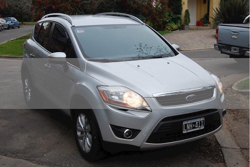 foto Ford Kuga Trend usado