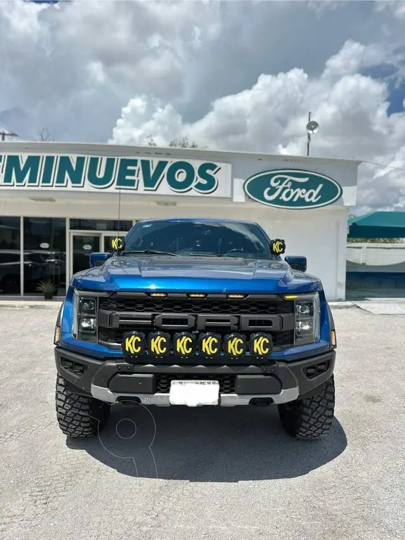 foto Ford Lobo Raptor Standar usado (2022) color Azul Eléctrico precio $1,900,000