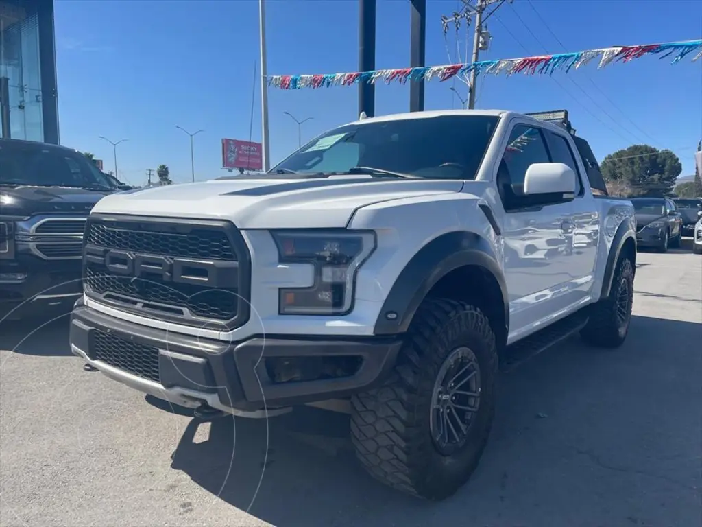 foto Ford Lobo Raptor SUPER CAB 4X4 3.5L V6 CON SPRAY-IN BEDLINER usado (2020) color Blanco precio $955,000
