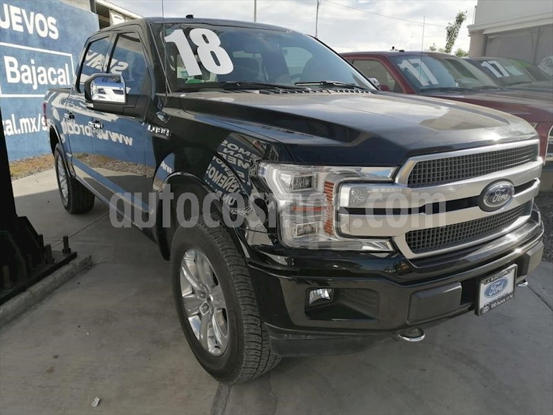 foto Ford Lobo Platinum Crew Cab 4x4 usado (2018) color Negro precio $735,000