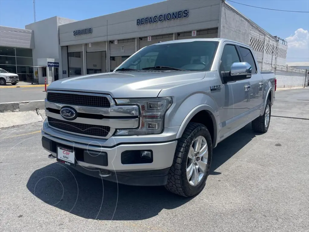 foto Ford Lobo Platinum Crew Cab 4x4 usado (2018) color Plateado precio $638,000