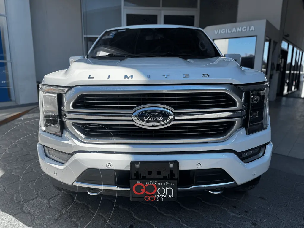 foto Ford Lobo 2023 usado (2023) color FORL BLANCO METALICO precio $1,365,000