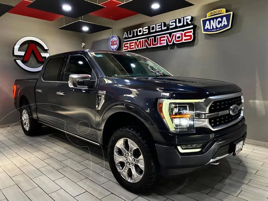 foto Ford Lobo Platinum Doble Cabina usado (2021) color Azul precio $899,000