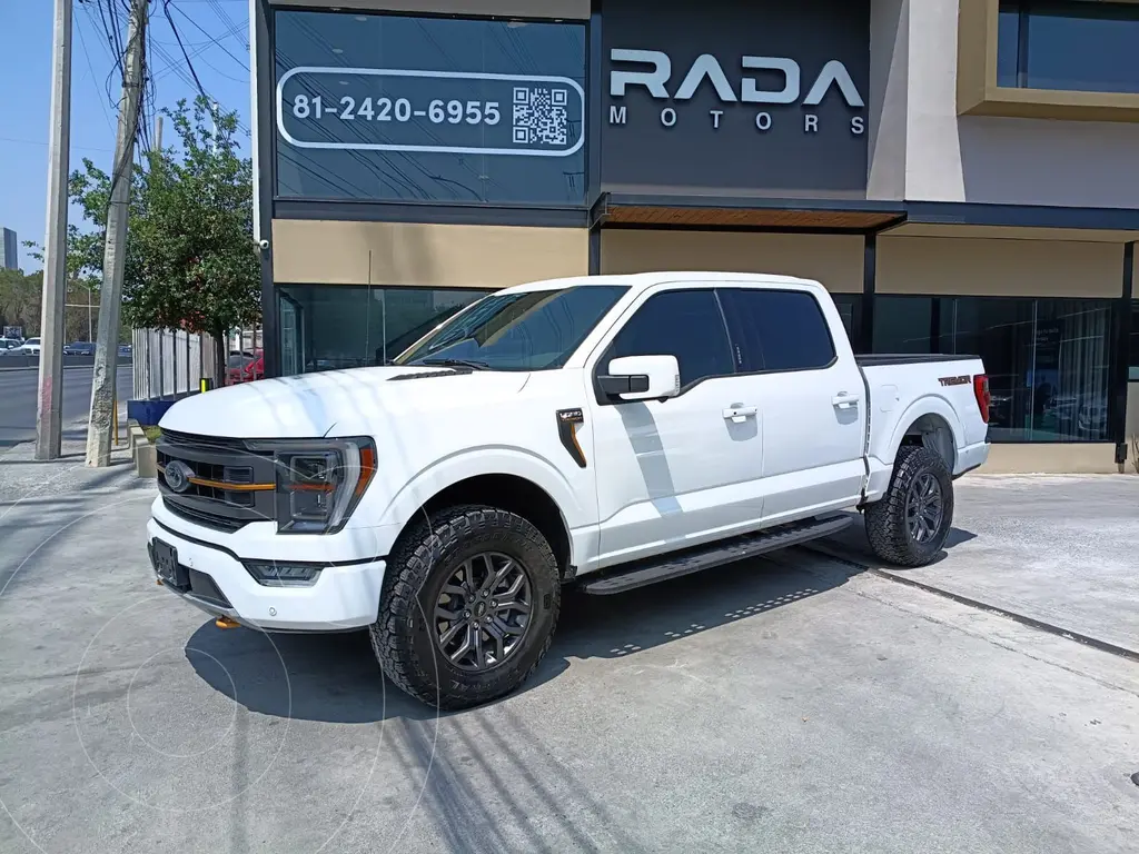 foto Ford Lobo Tremor High usado (2023) color Blanco precio $949,800