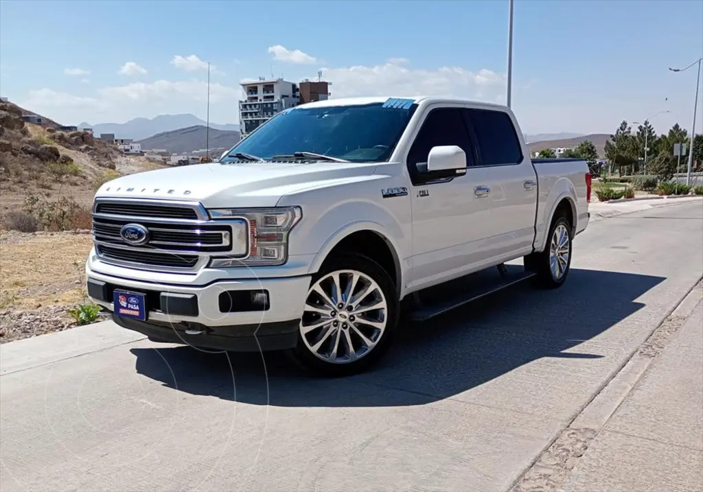 foto Ford Lobo Doble Cabina Platinum Limited usado (2019) color Blanco precio $603,000