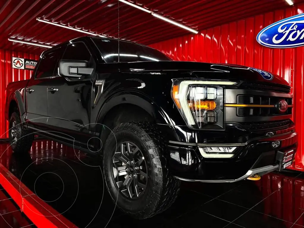 foto Ford Maverick Tremor 2.0L usado (2023) color Negro precio $1,050,000