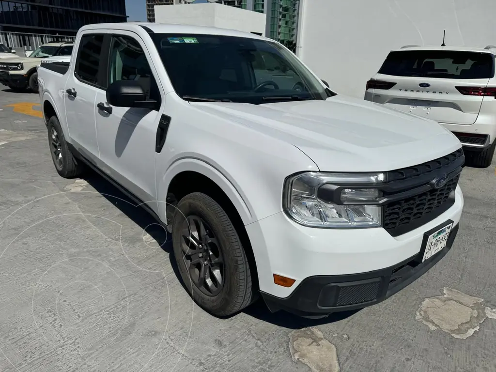 foto Ford Maverick XLT usado (2022) color Blanco Oxford precio $498,000