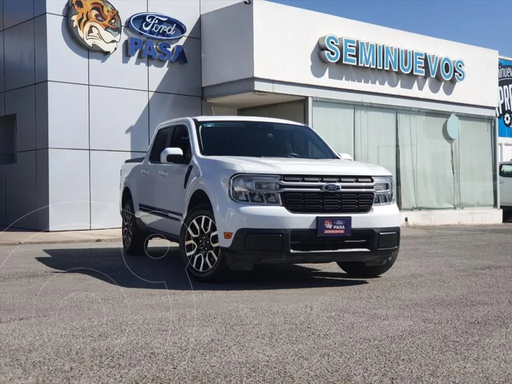 foto Ford Maverick Lariat usado (2022) color Blanco precio $557,000