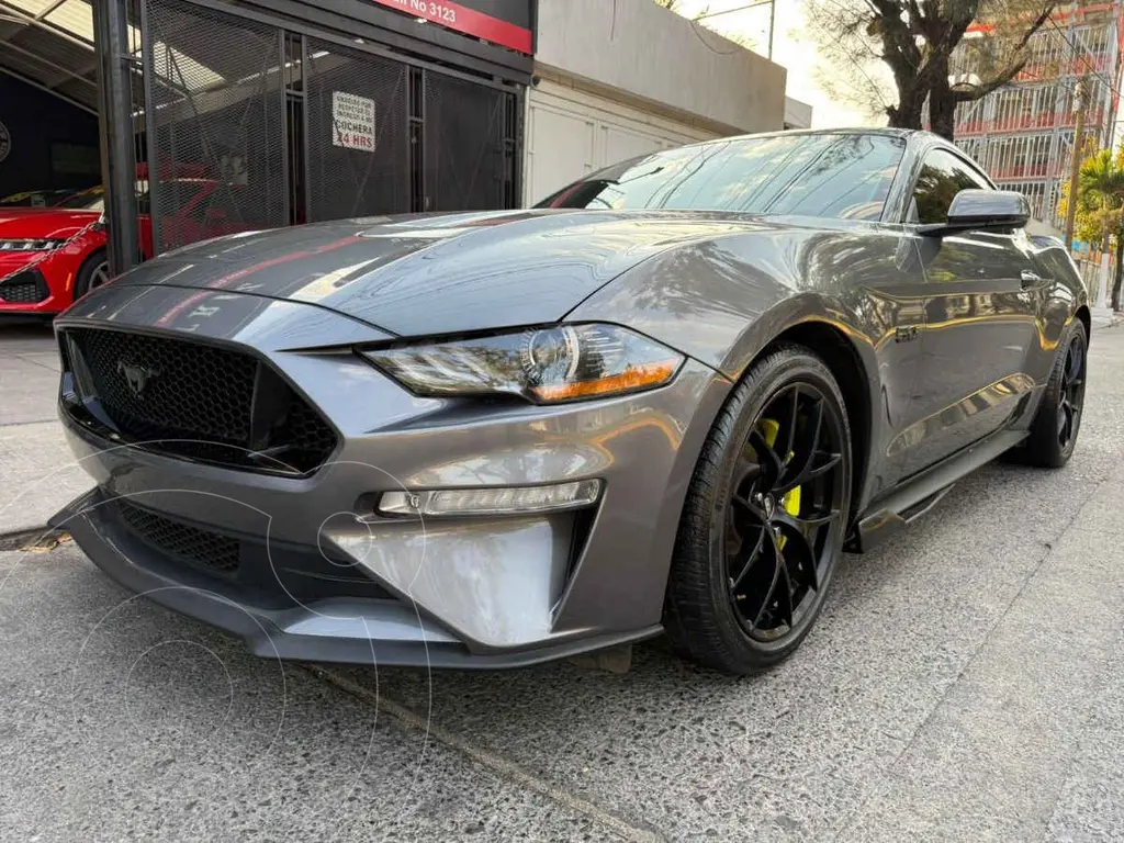 foto Ford Mustang Convertible GT Convertible Aut usado (2022) color Gris precio $799,900