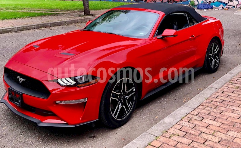 foto Ford Mustang 2 usado