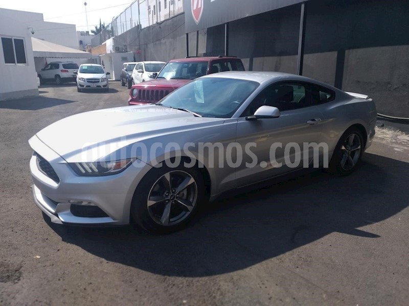 foto Ford Mustang CoupA© V6 usado