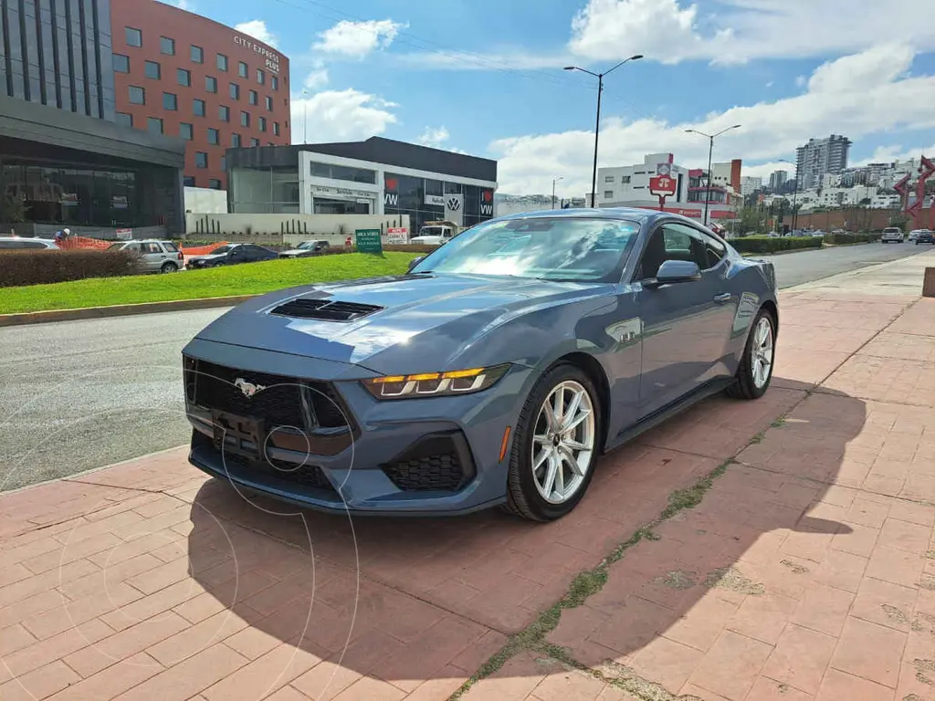 foto Ford Mustang GT Aut usado (2024) color Azul precio $1,049,000