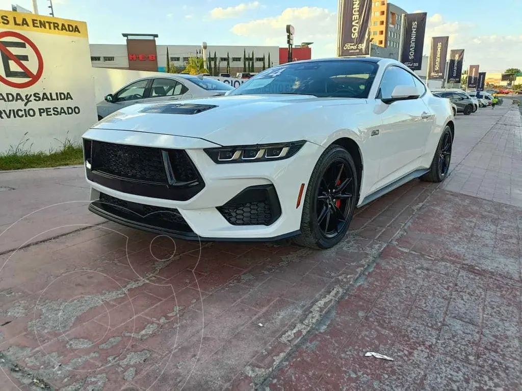 foto Ford Mustang GT Aut financiado en mensualidades enganche $230,780 mensualidades desde $22,757