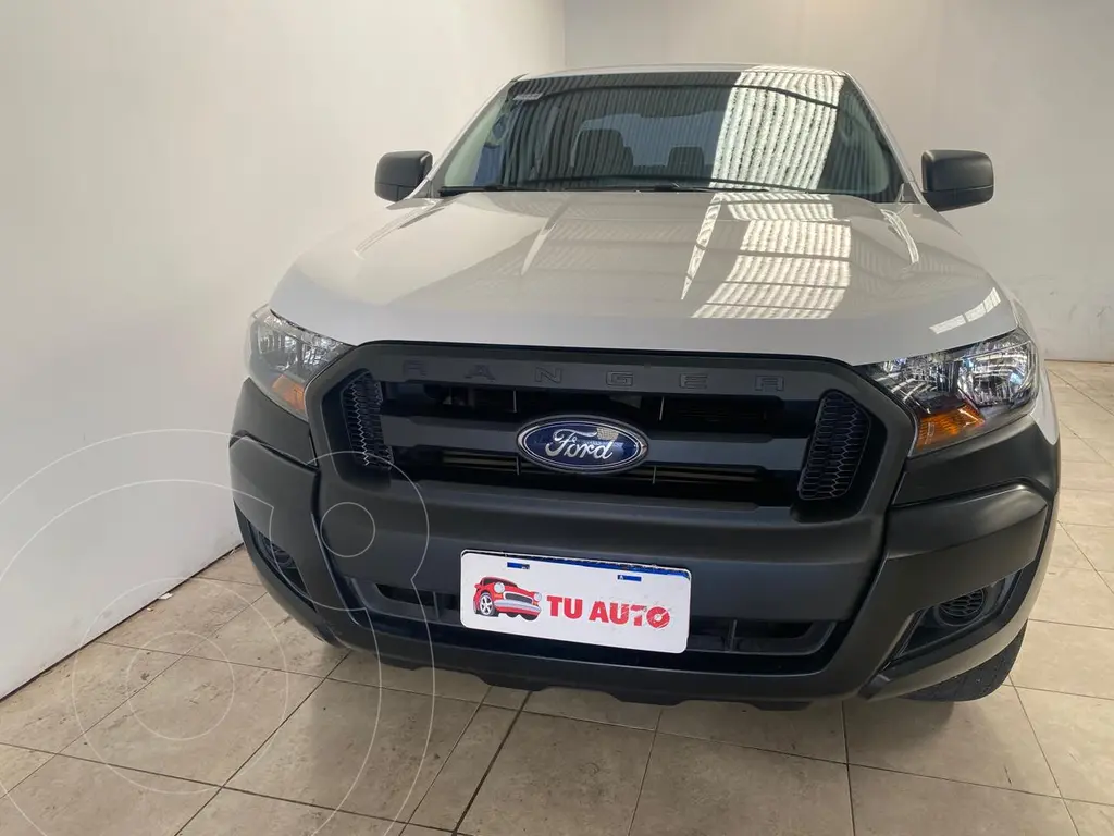 foto Ford Ranger XL 2.2L 4x2 TDi CD usado (2022) color Blanco Oxford precio $29.900.000