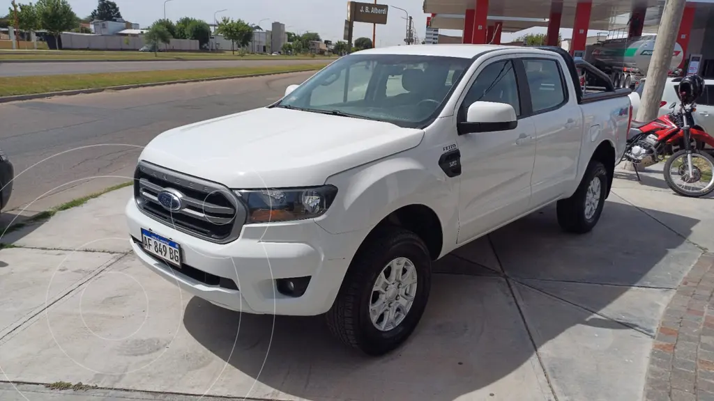 foto Ford Ranger XLS 3.2L 4x4 TDi CD usado (2023) color Blanco precio $38.500.000