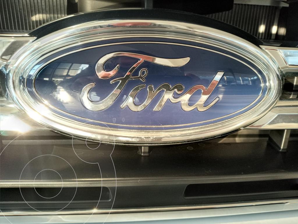 foto Ford Ranger XLT 3.2L 4x2 TDi CD usado (2015) color Blanco precio $2.750.000