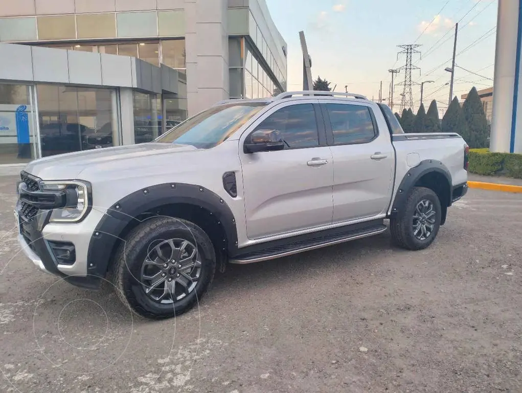 foto Ford Ranger Wildtrak Gasolina 4x4 usado (2024) color Plata precio $840,000