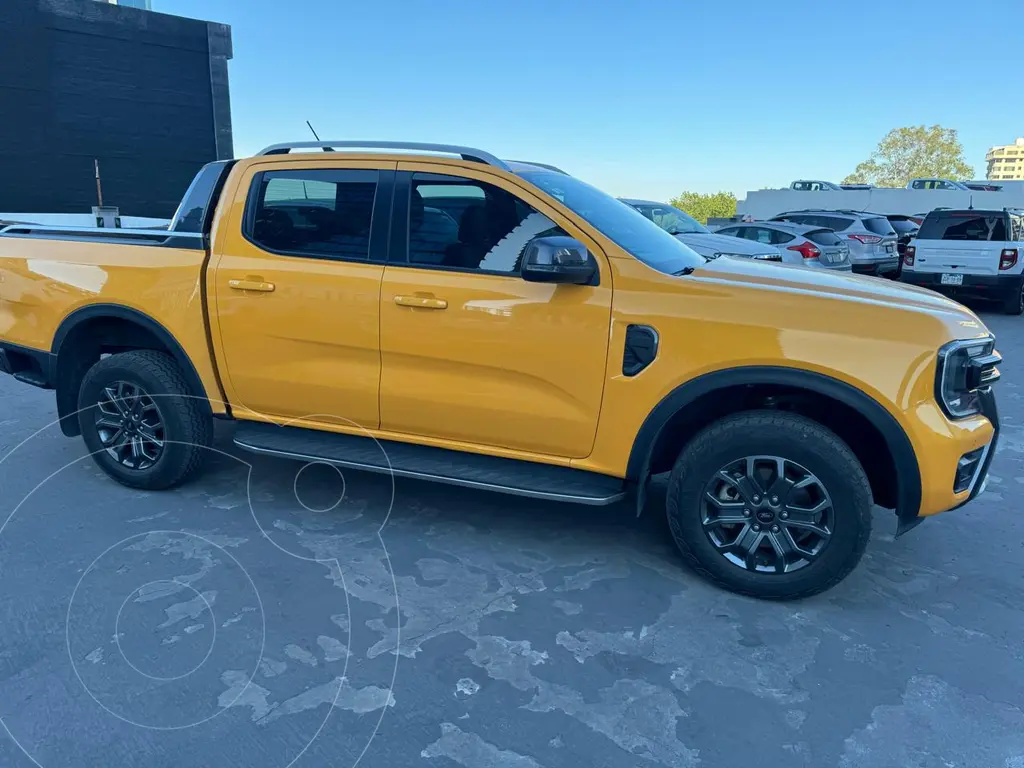 foto Ford Ranger Wildtrak 4x4 usado (2023) color Naranja precio $839,000