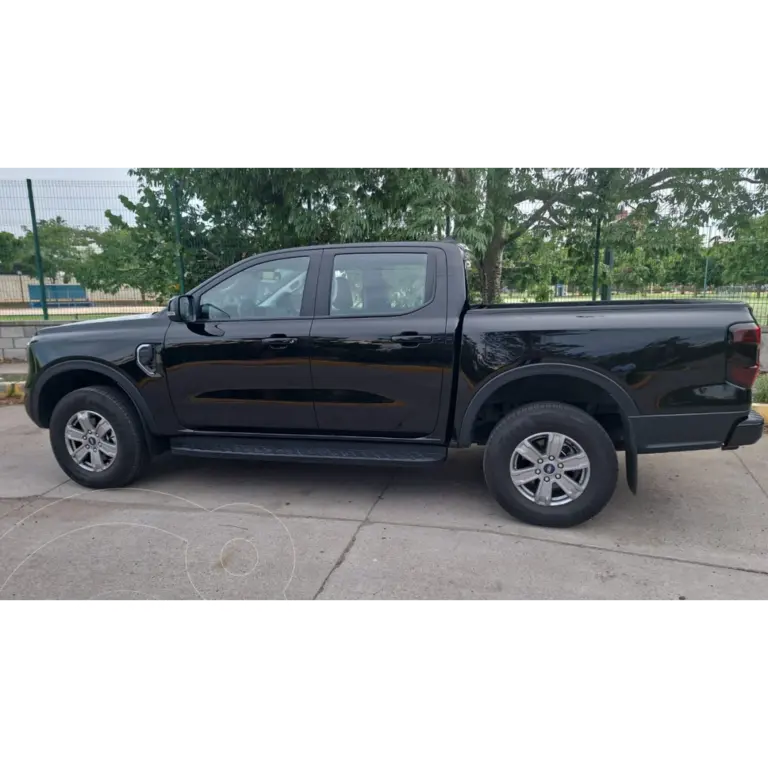 foto Ford Ranger XLT Diésel 4x4 usado (2024) color Negro precio $750,000