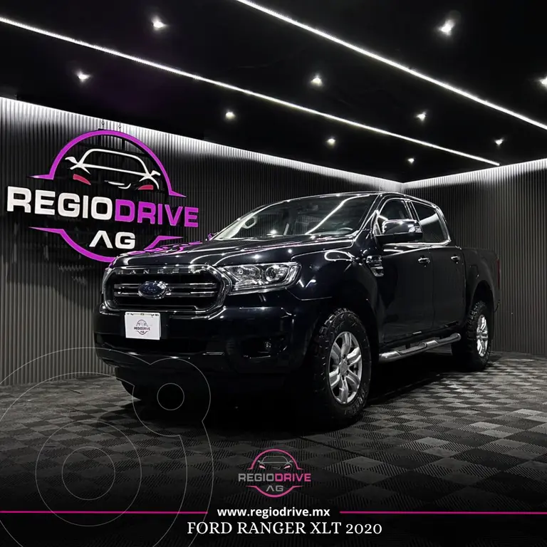 foto Ford Ranger XLT gasolina 4x2 Cabina Doble usado (2020) color Negro Perla precio $399,900