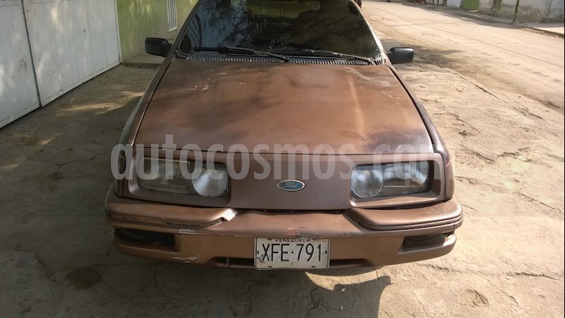 foto Ford Sierra 280 ES S.W. V6 2.8 usado