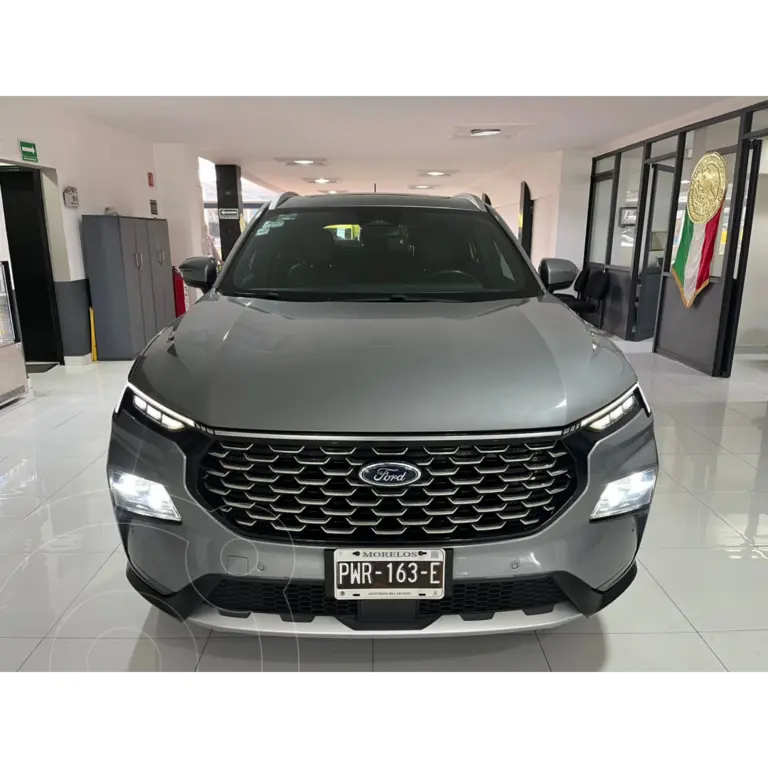 foto Ford Territory Titanium usado (2024) color Gris precio $489,000