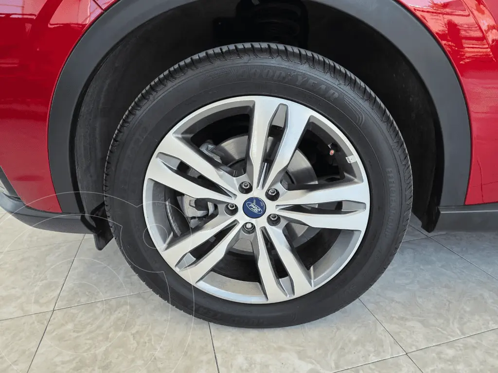 foto Ford Territory 2023 usado (2023) color FORLROJO RUBI precio $470,000