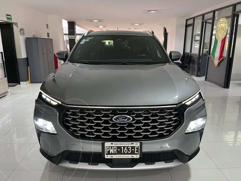 foto Ford Territory Titanium usado (2024) color Gris precio $489,000