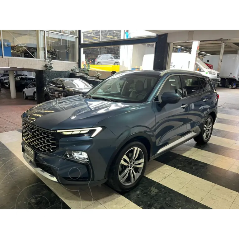 foto Ford Territory Titanium usado (2024) color Azul Marino precio $445,000