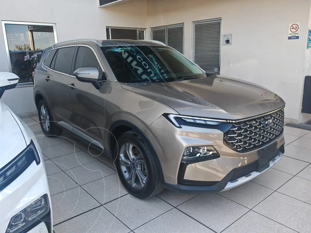 foto Ford Territory Trend usado (2023) color Cafe Claro precio $559,000