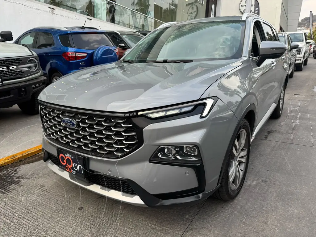 foto Ford Territory Titanium usado (2024) color Gris precio $558,000