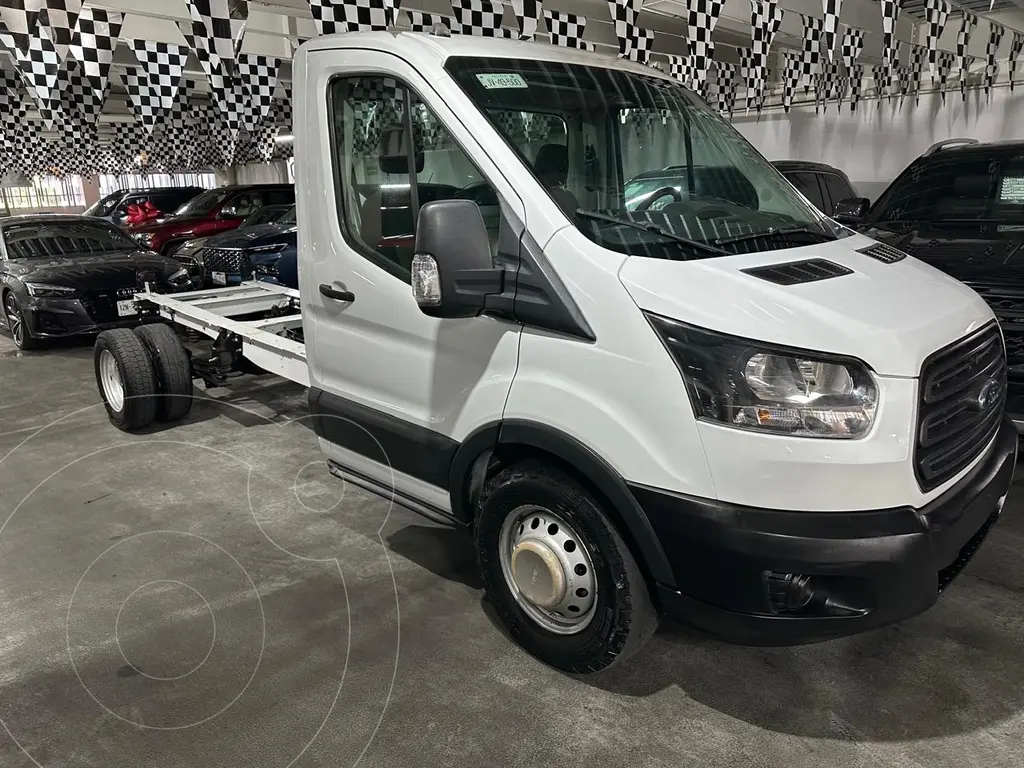 foto Ford Transit Chasis Chasis Mediano usado (2017) color Blanco precio $369,000
