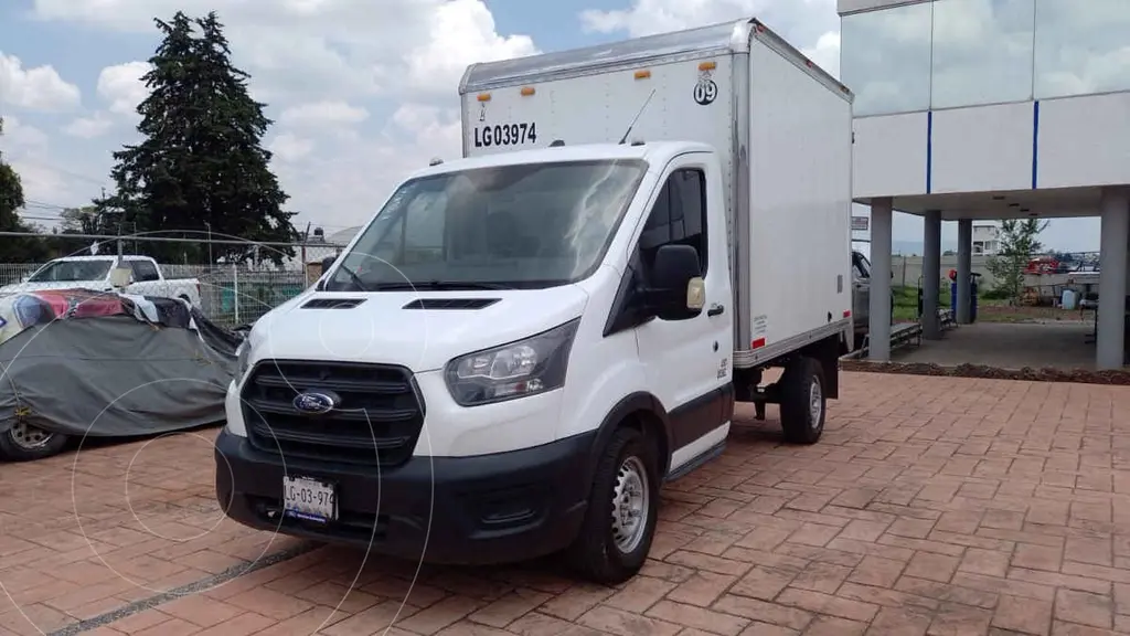 Ford Transit Chasis Mediano 2024