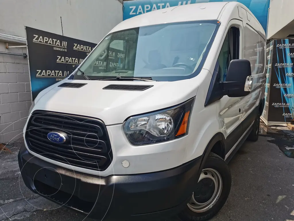 foto Ford Transit Gasolina Van Mediana usado (2019) color Blanco precio $510,700