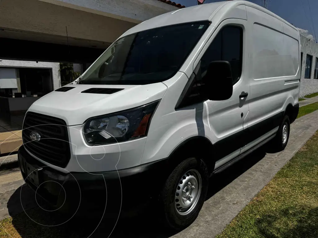 foto Ford Transit Gasolina Van Mediana usado (2018) color Blanco precio $399,000