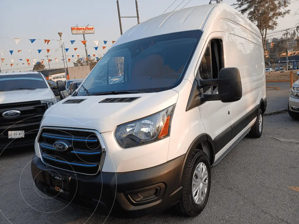 foto Ford Transit rwd usado (2022) color FORT BLANCO OXFORD precio $870,000