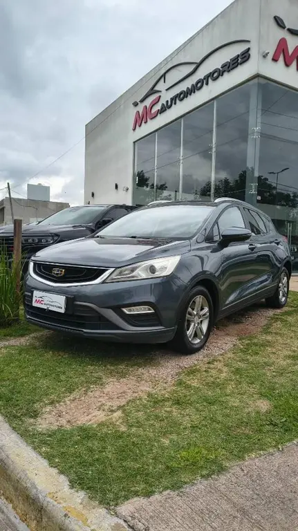 Geely Emgrand 2018 - foto 1