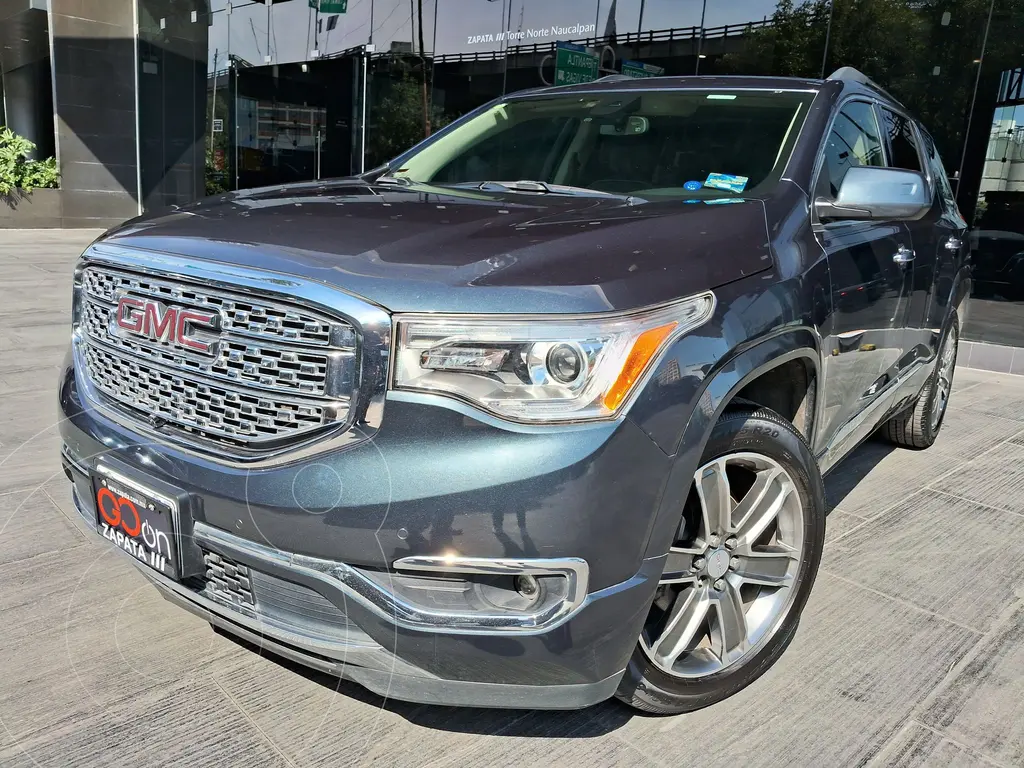 foto GMC Acadia Denali usado (2017) color Gris precio $410,000
