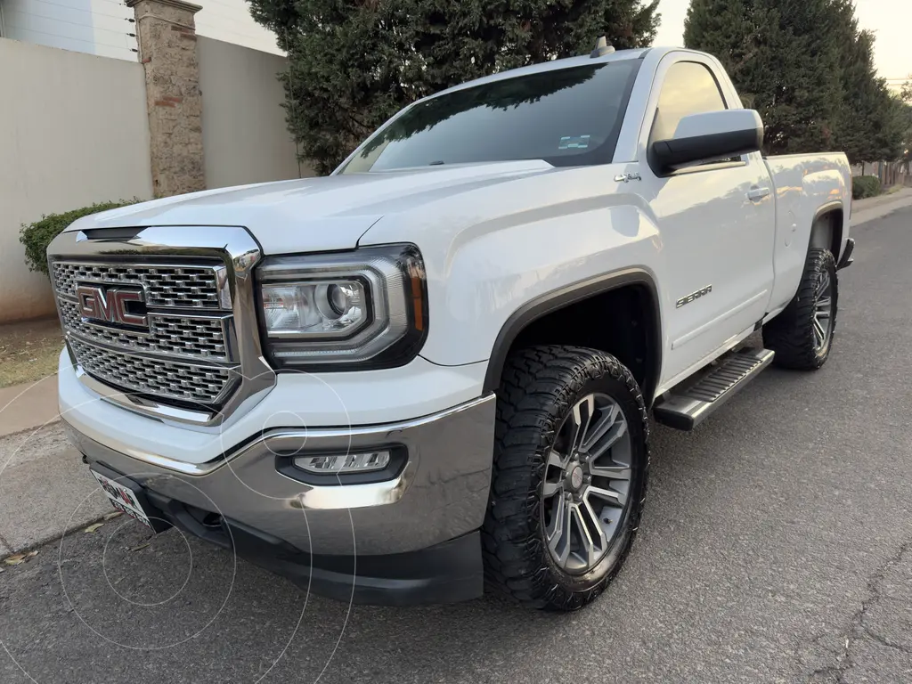 GMC Sierra Cabina Regular SLE 4x4 financiado en mensualidades enganche