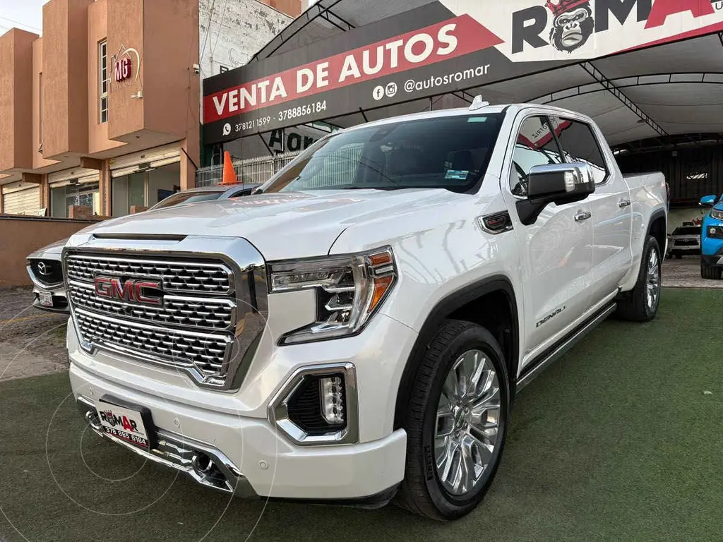 foto GMC Sierra Denali usado (2020) color Blanco precio $899,999