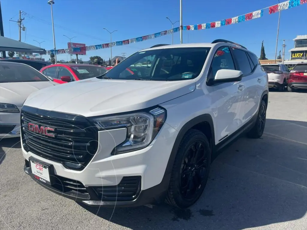foto GMC Terrain Black Edition usado (2022) color Blanco precio $478,000