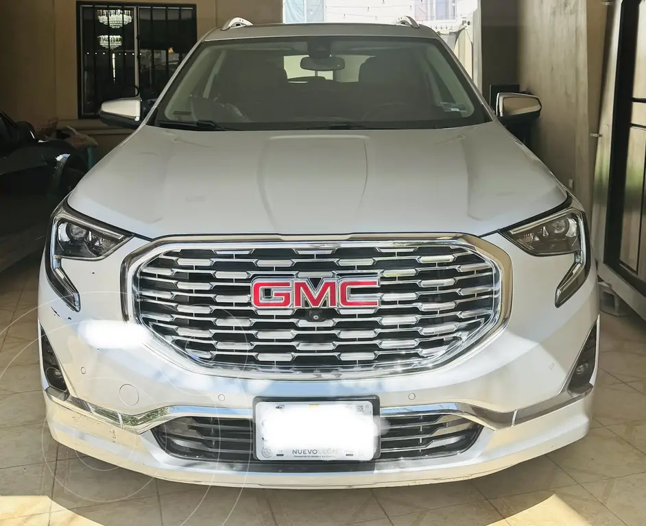GMC terrain denali (2020)