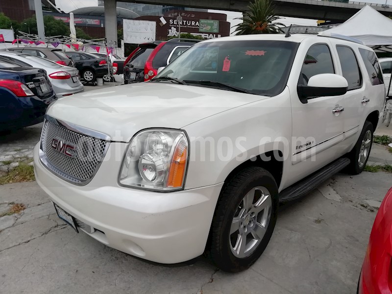 foto GMC Yukon Denali usado