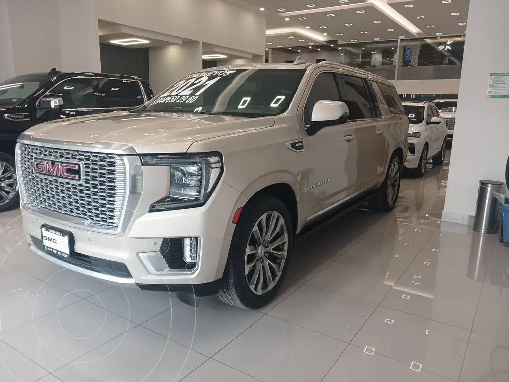 foto GMC Yukon Denali XL usado (2021) color Beige precio $1,270,000