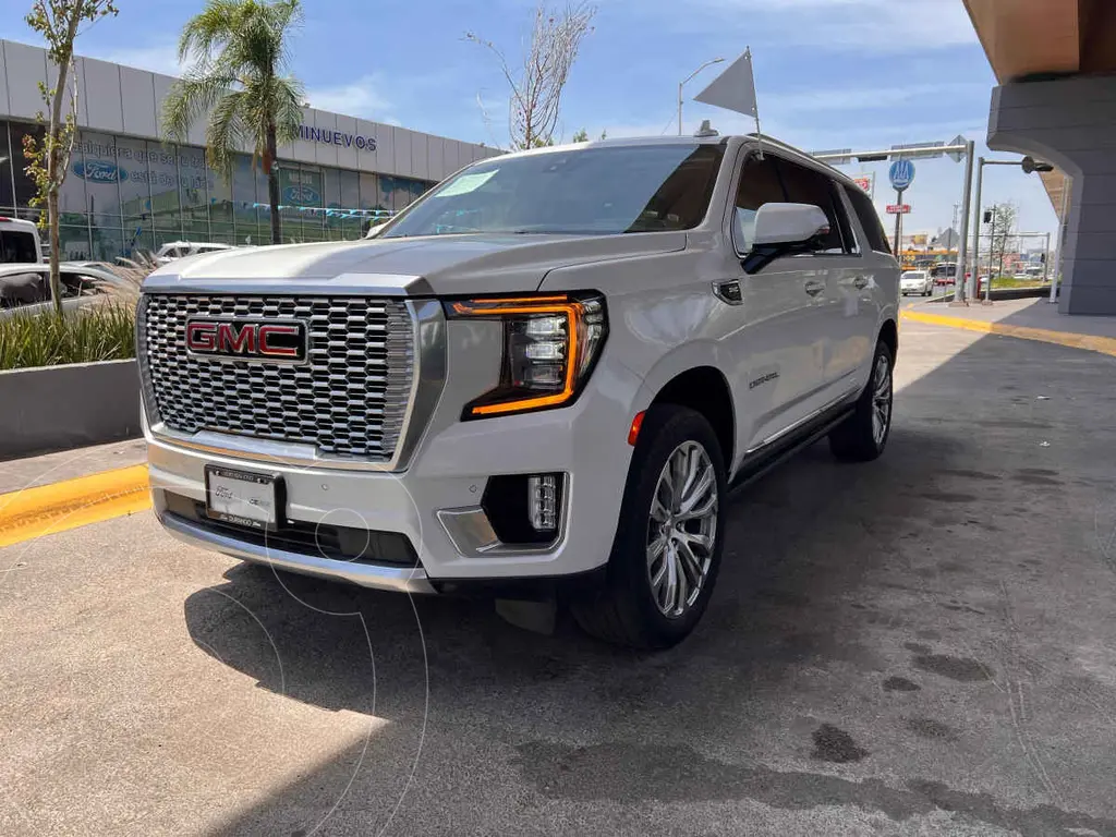 foto GMC Yukon Denali XL usado (2021) color Blanco precio $1,199,000