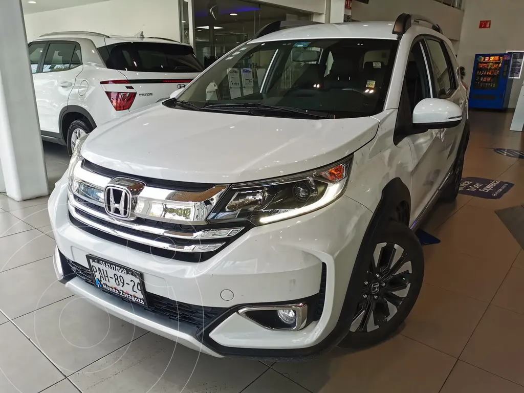 foto Honda BR-V Prime usado (2021) color Blanco Platinado precio $415,000