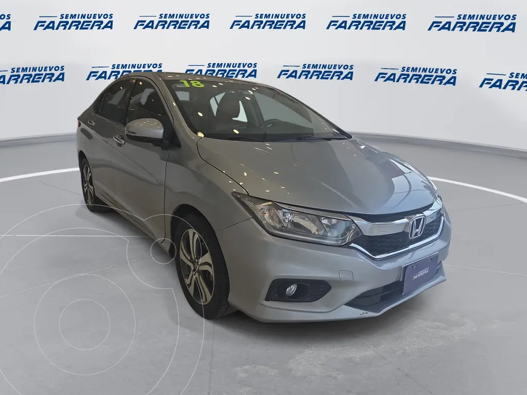 foto Honda City EX 1.5L Aut usado (2018) color plateado precio $220,000