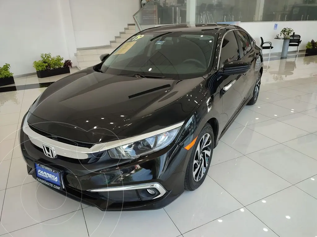 foto Honda Civic i-Style Aut usado (2019) color Negro precio $415,000