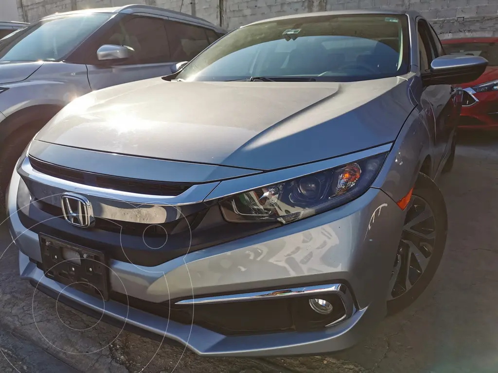foto Honda Civic i-Style Aut usado (2020) color Plata Lunar precio $399,000