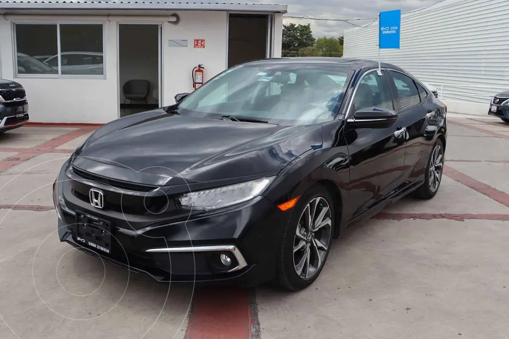 Honda civic touring aut (2021)